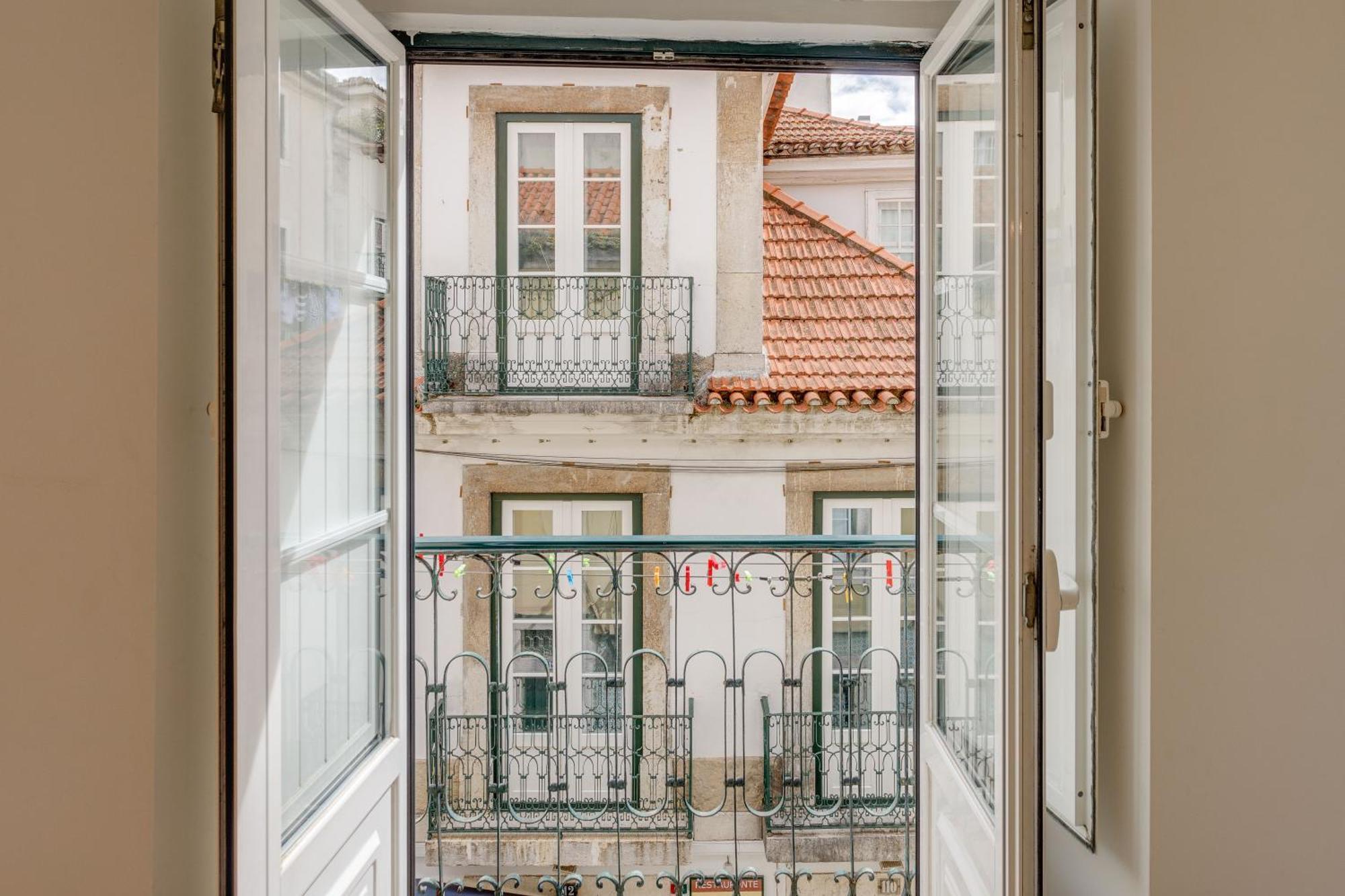 Bairro Alto Window - Cozy Spot In A Buzzing Locale Apartment Lisabona Exterior foto